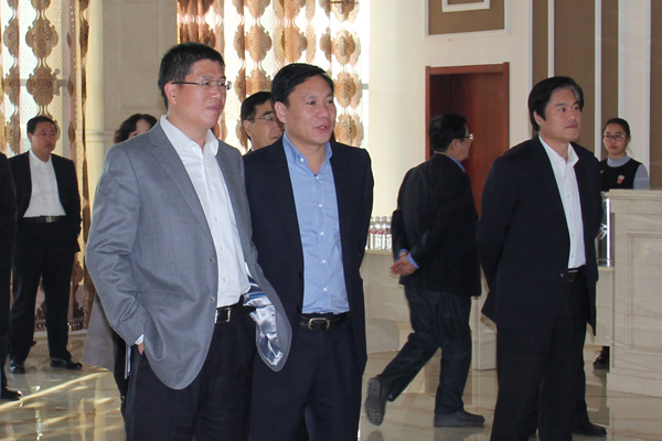 诸城市委书记李峰到我集团李家庄子片区改造项目调研